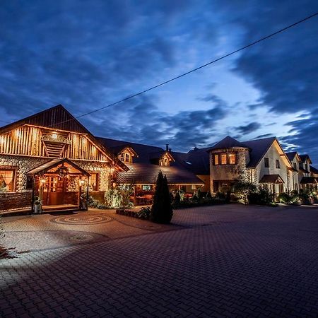 Hotel Zajazd Chata Staropolska Mszana Exteriér fotografie